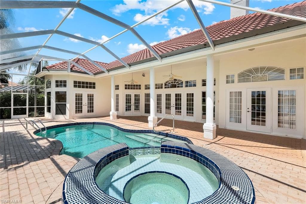 11201 Phoenix Way, Naples, FL 34119-8