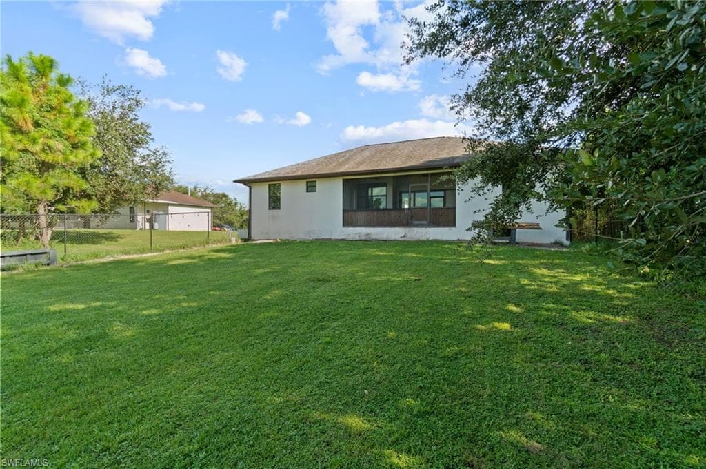 4249 56th Ave NE, Naples, FL 34120-32