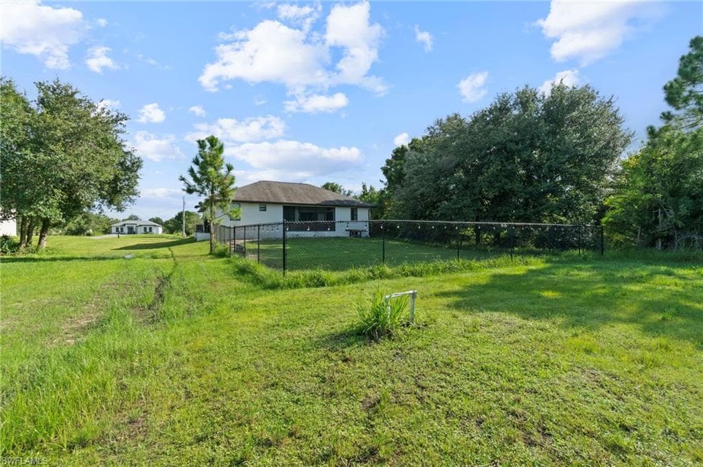 4249 56th Ave NE, Naples, FL 34120-33