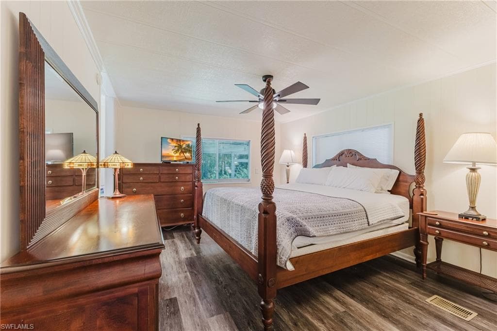 26066 Princess Ln, Bonita Springs, FL 34135-12