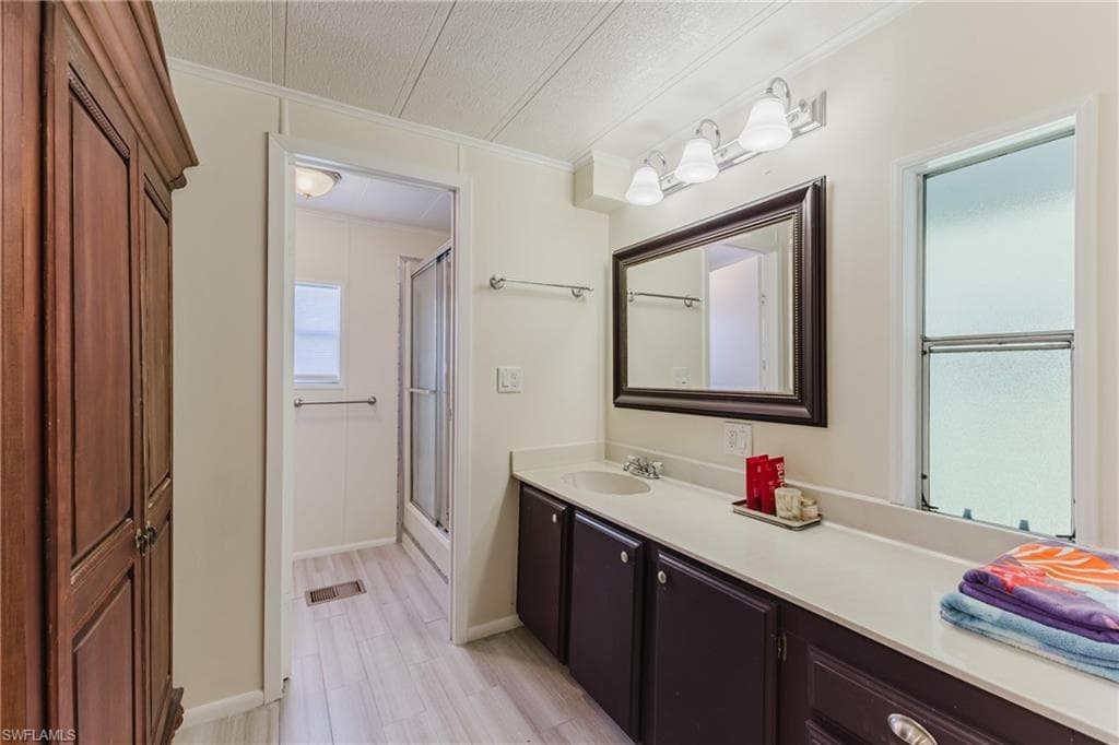 26066 Princess Ln, Bonita Springs, FL 34135-14
