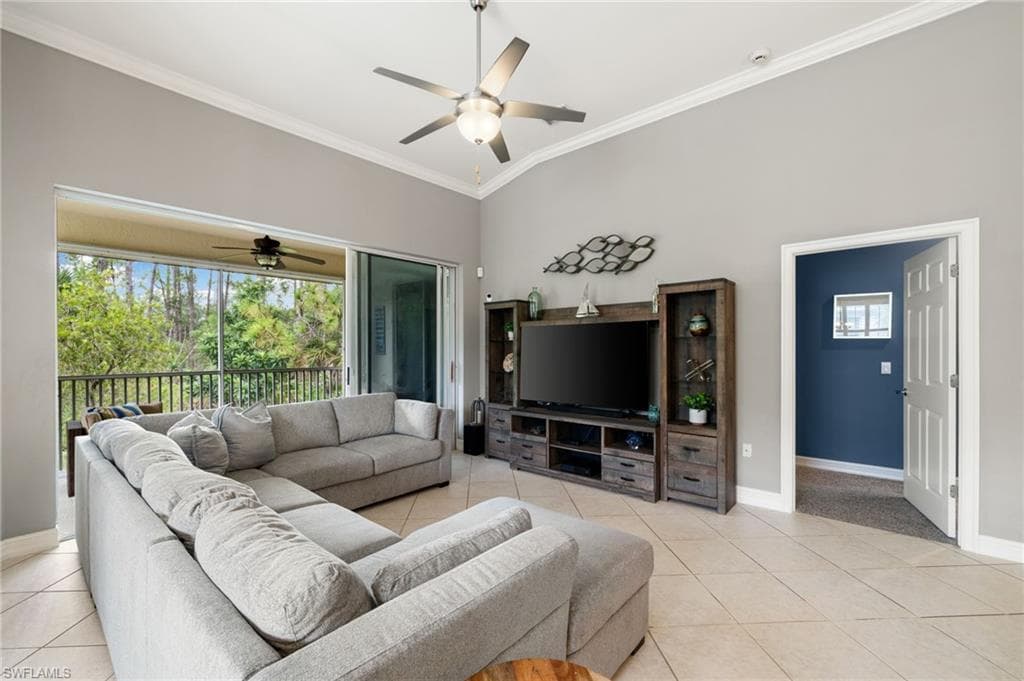1630 Tarpon Bay Dr S 201, Naples, FL 34119-11