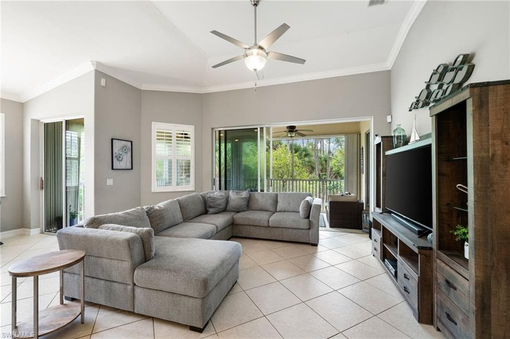 1630 Tarpon Bay Dr S 201, Naples, FL 34119-12
