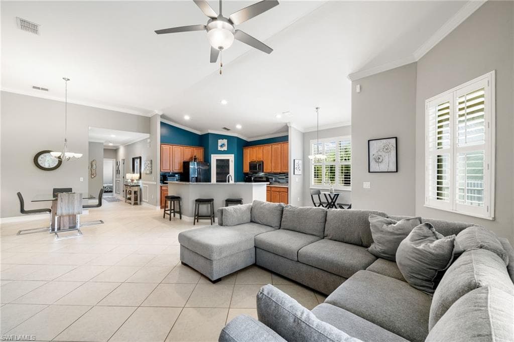 1630 Tarpon Bay Dr S 201, Naples, FL 34119-13
