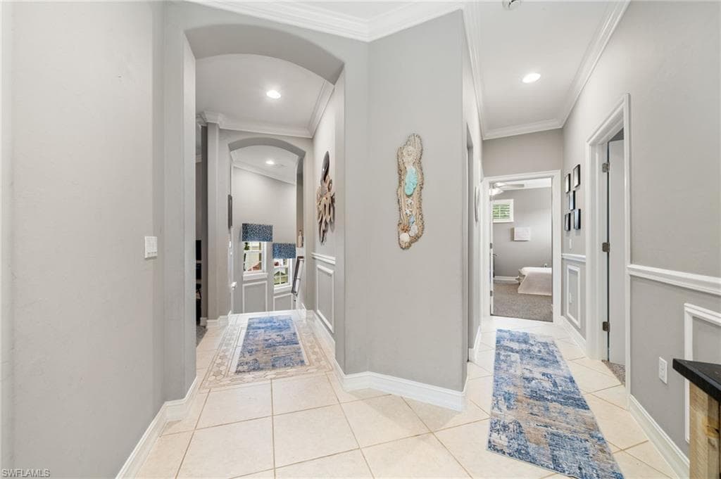 1630 Tarpon Bay Dr S 201, Naples, FL 34119-15