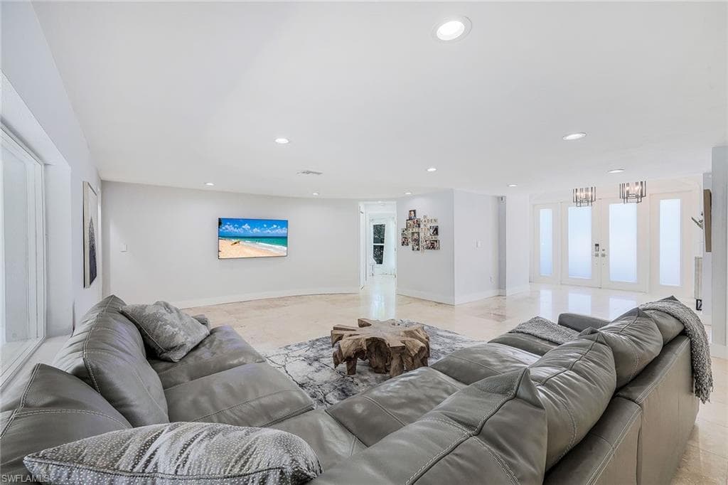 921 Scott Dr, Marco Island, FL 34145-13