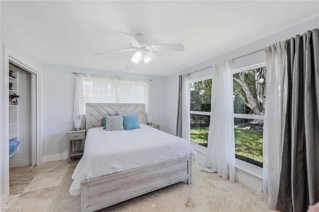 921 Scott Dr, Marco Island, FL 34145-23