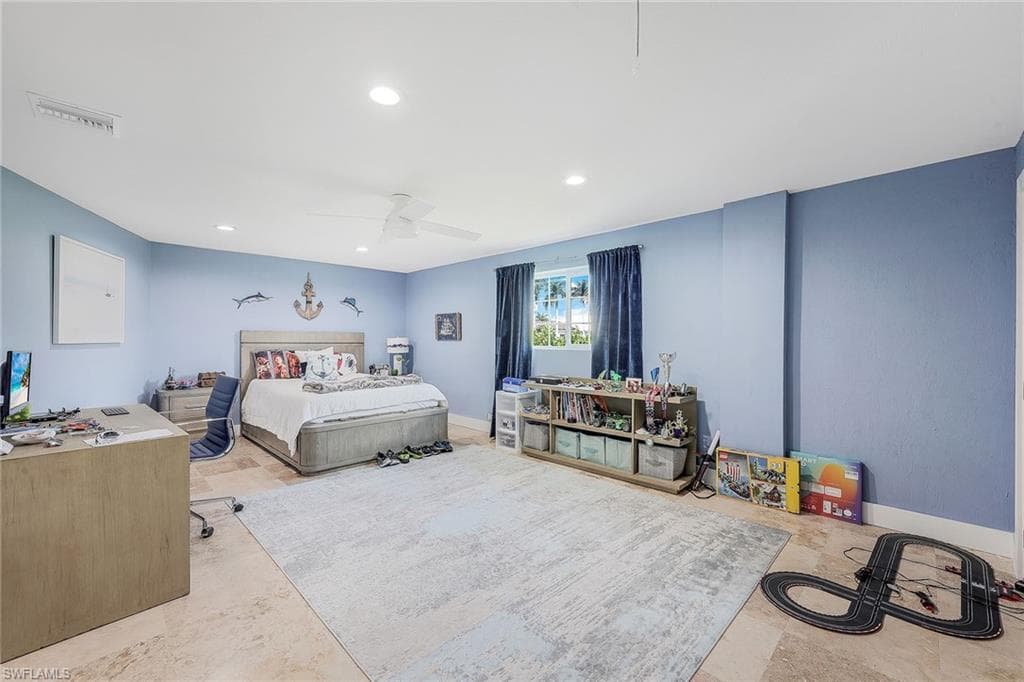 921 Scott Dr, Marco Island, FL 34145-26