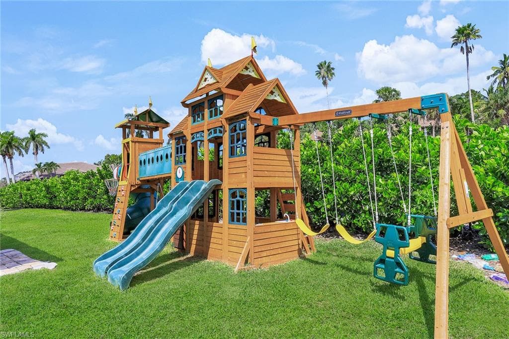 921 Scott Dr, Marco Island, FL 34145-45
