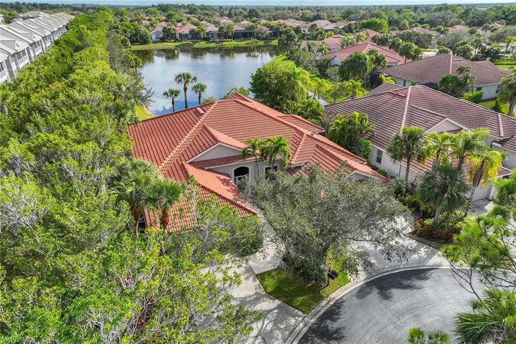 8460 Bent Creek Ct, Naples, FL 34114-29