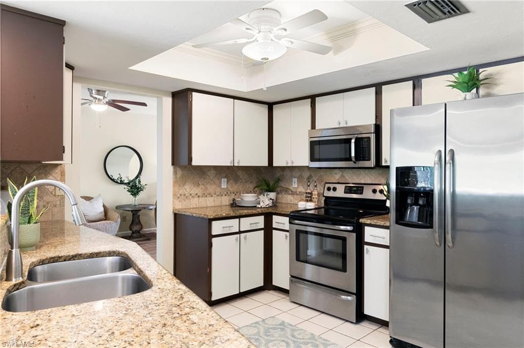 159 Coral Vine Dr, Naples, FL 34110-11