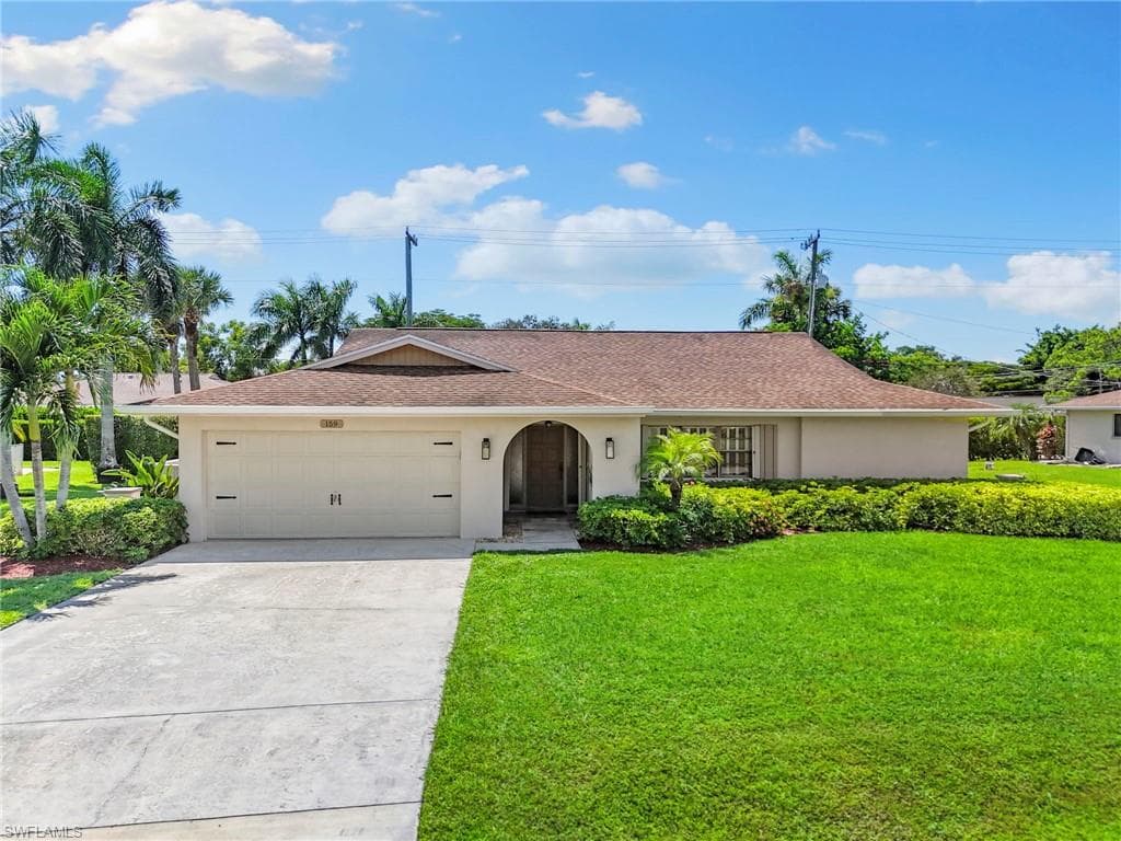 159 Coral Vine Dr, Naples, FL 34110-1