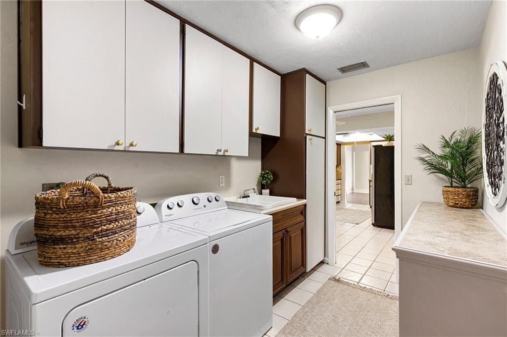 159 Coral Vine Dr, Naples, FL 34110-29