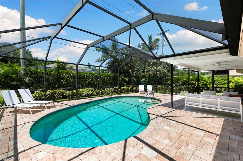 159 Coral Vine Dr, Naples, FL 34110-33