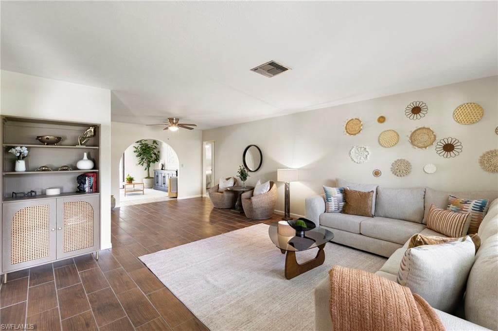 159 Coral Vine Dr, Naples, FL 34110-5