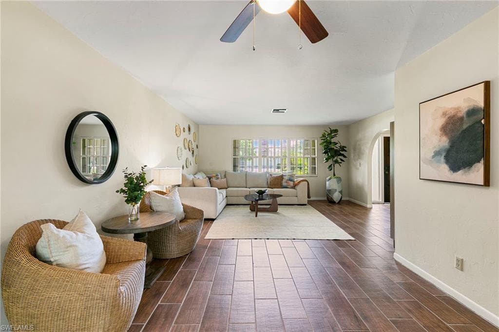 159 Coral Vine Dr, Naples, FL 34110-8