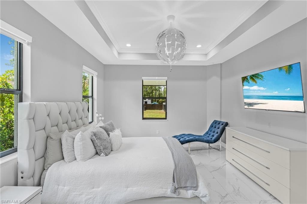 1523 Everglades Blvd N, Naples, FL 34120-26