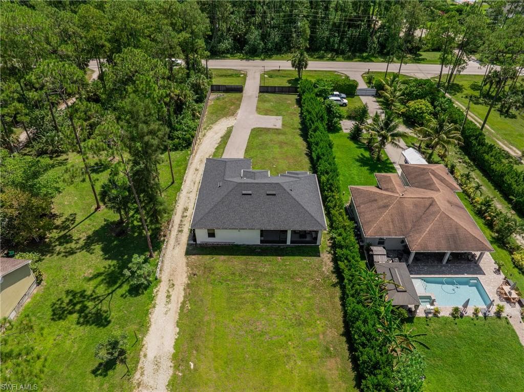 1523 Everglades Blvd N, Naples, FL 34120-44