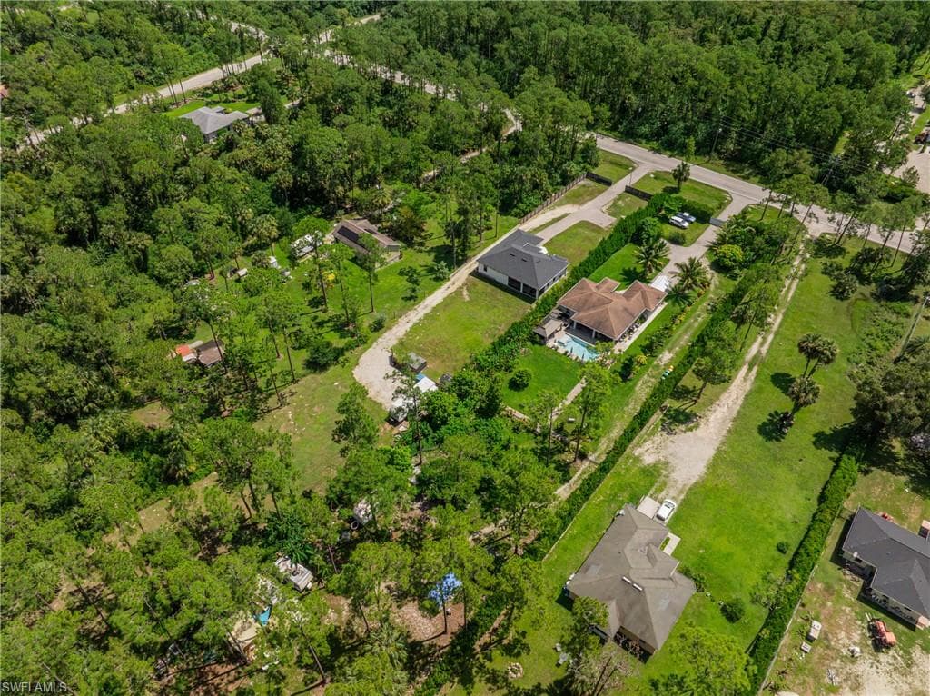 1523 Everglades Blvd N, Naples, FL 34120-47