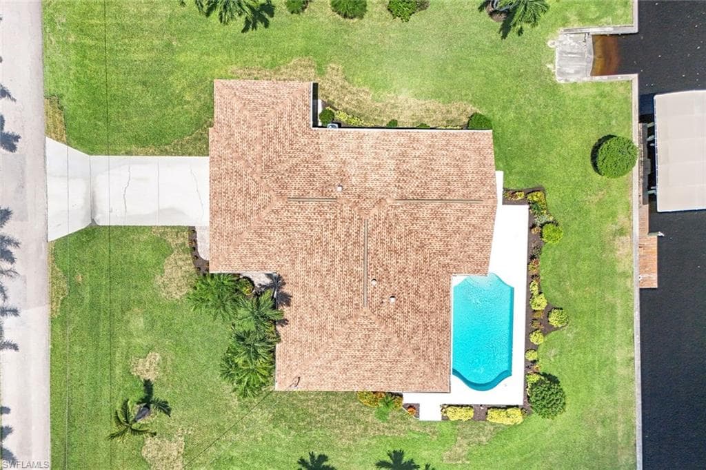 27081 Harbor Dr, Bonita Springs, FL 34135-1