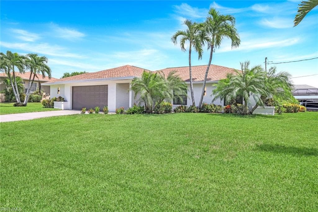 27081 Harbor Dr, Bonita Springs, FL 34135-34