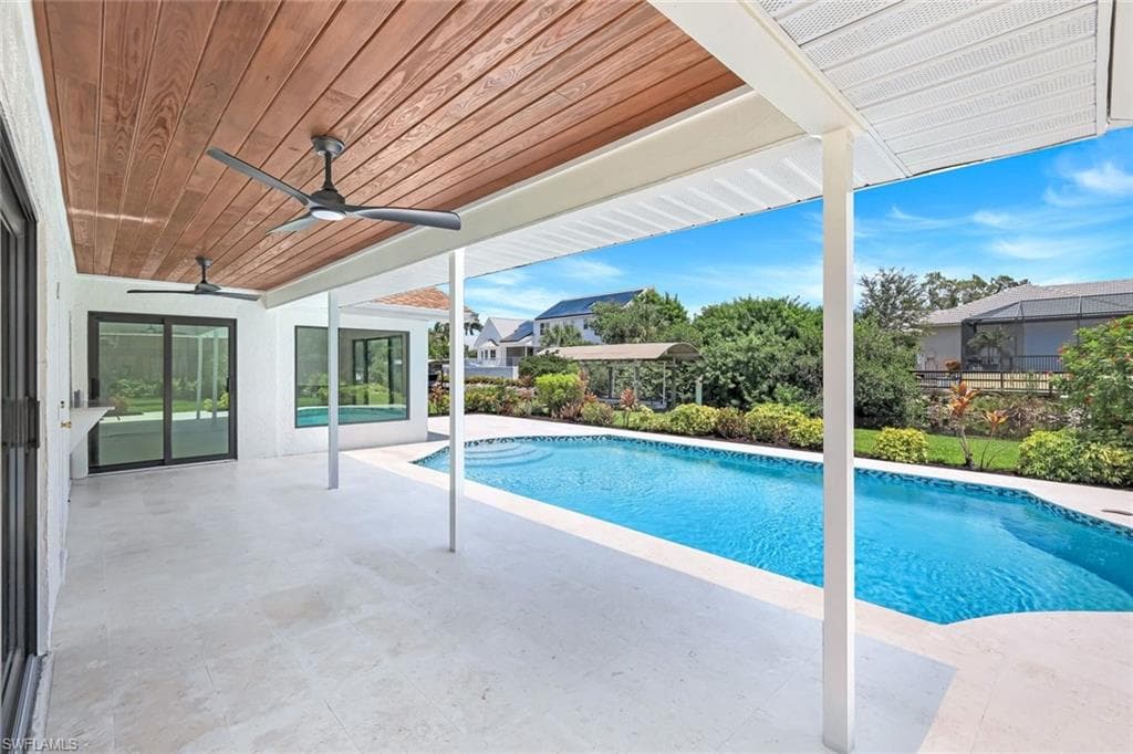 27081 Harbor Dr, Bonita Springs, FL 34135-5