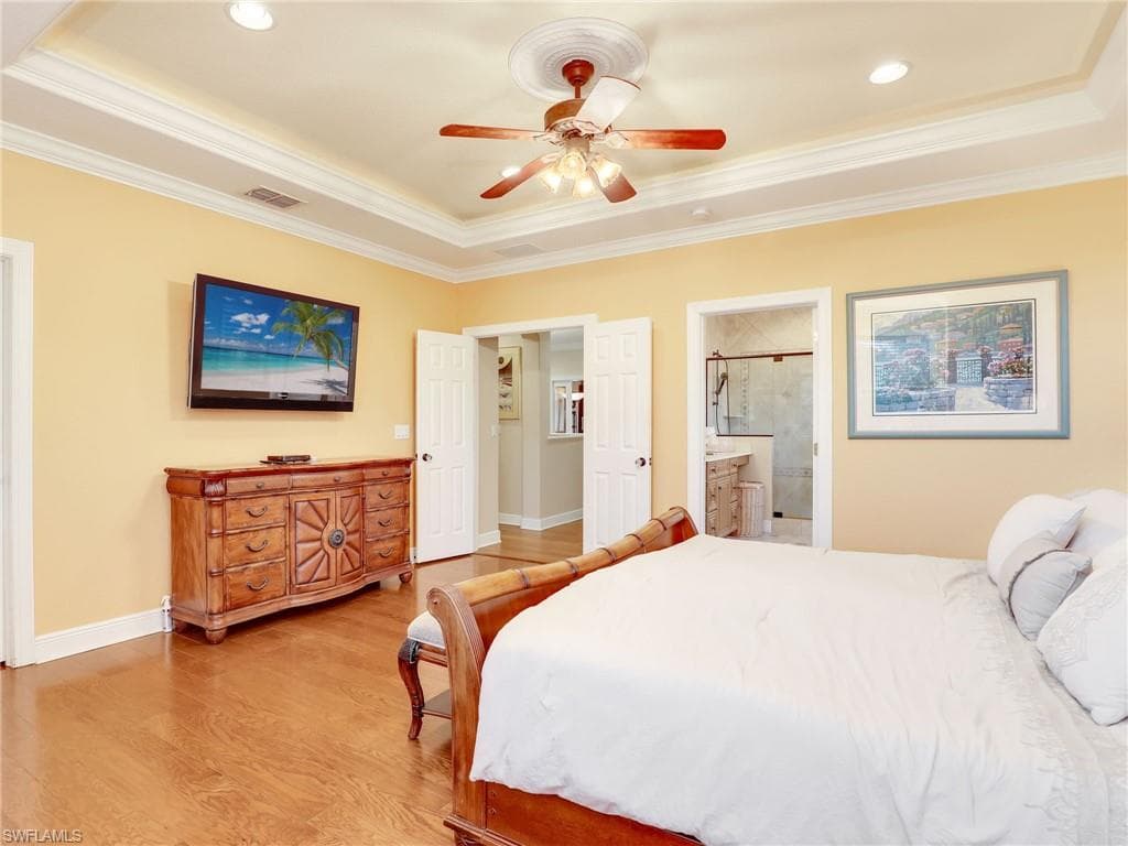 14631 Meravi Dr, Bonita Springs, FL 34135-25