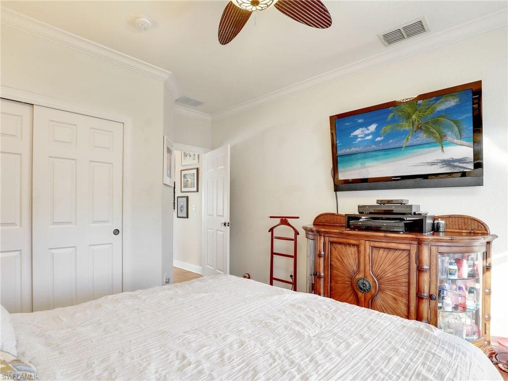 14631 Meravi Dr, Bonita Springs, FL 34135-35