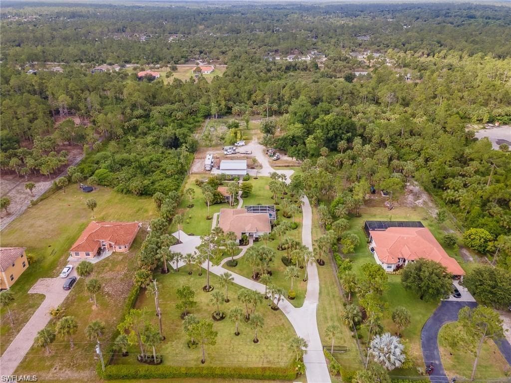 2484 10th Ave NE, Naples, FL 34120-2