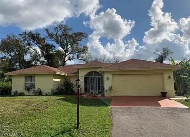 4090 32nd Ave SE, Naples, FL 34117-2