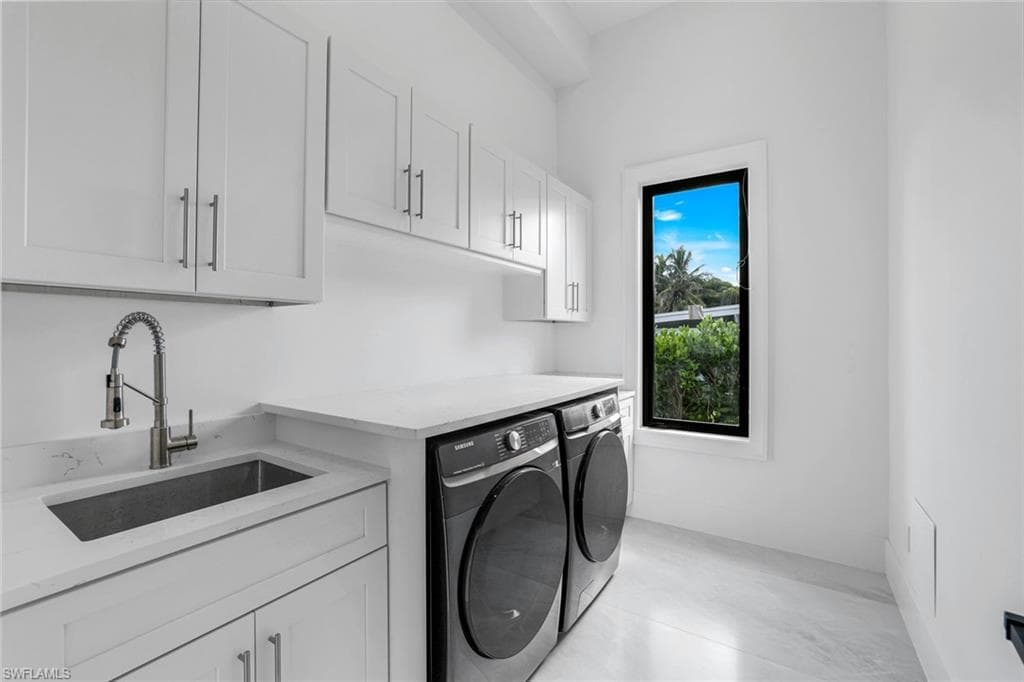 1248 13th Ave N, Naples, FL 34102-23
