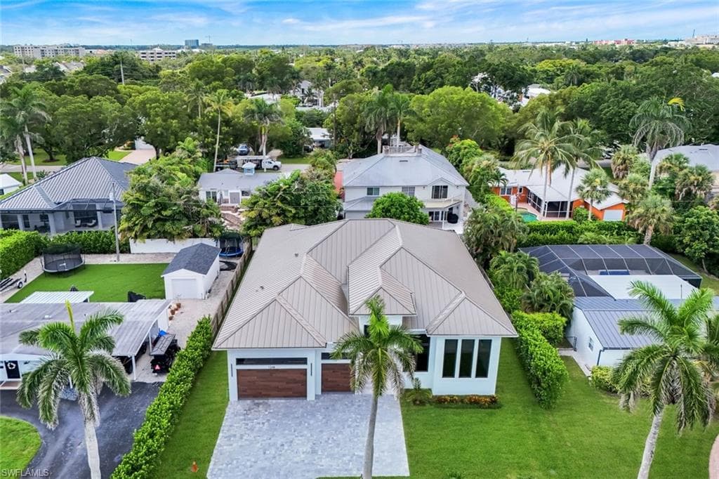 1248 13th Ave N, Naples, FL 34102-5