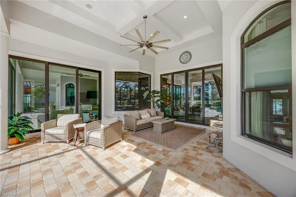 11920 Hedgestone Ct, Naples, FL 34120-31