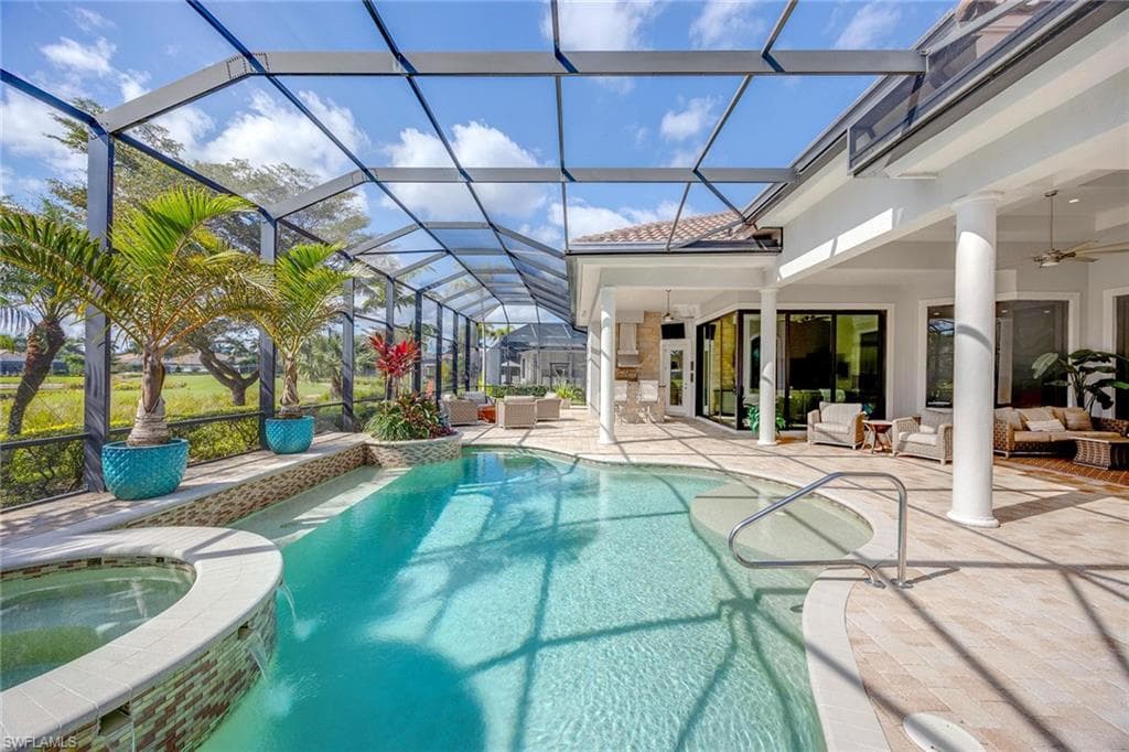 11920 Hedgestone Ct, Naples, FL 34120-32