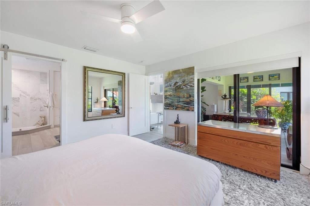 877 Reef Point Cir, Naples, FL 34108-32