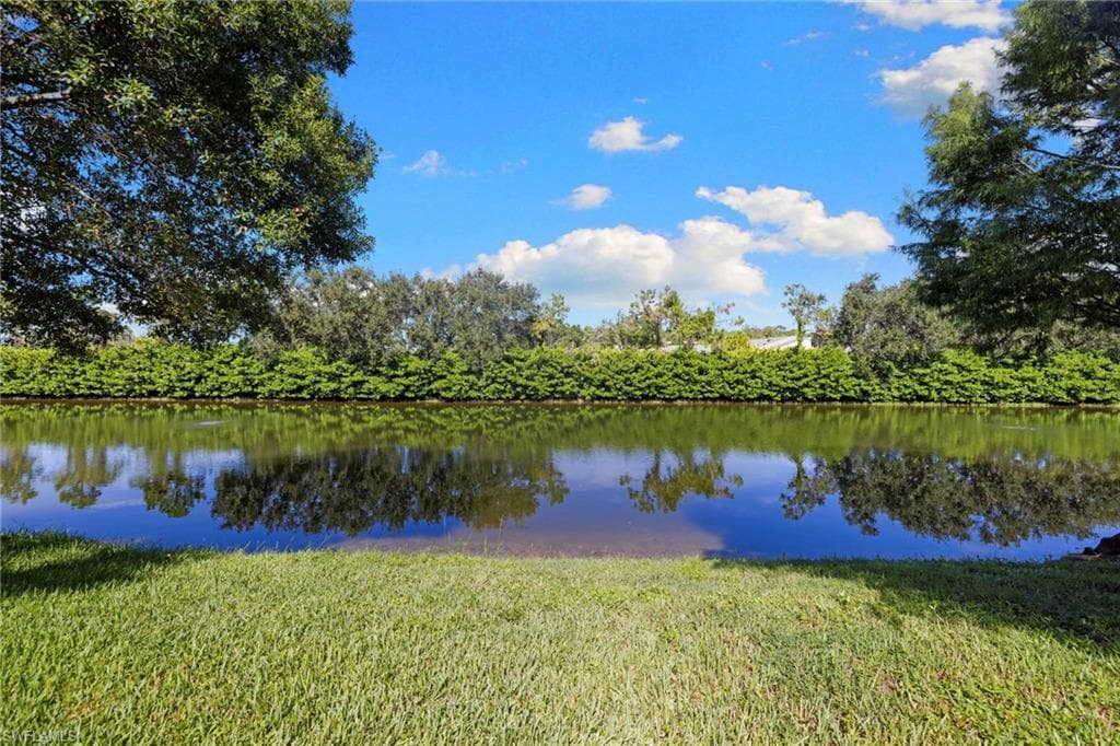 19540 Bowring Park Rd 102, Fort Myers, FL 33967-43