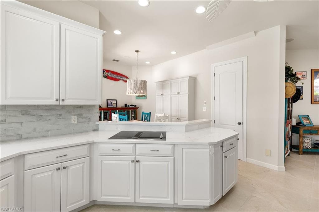 95 Anchor Ct, Marco Island, FL 34145-17