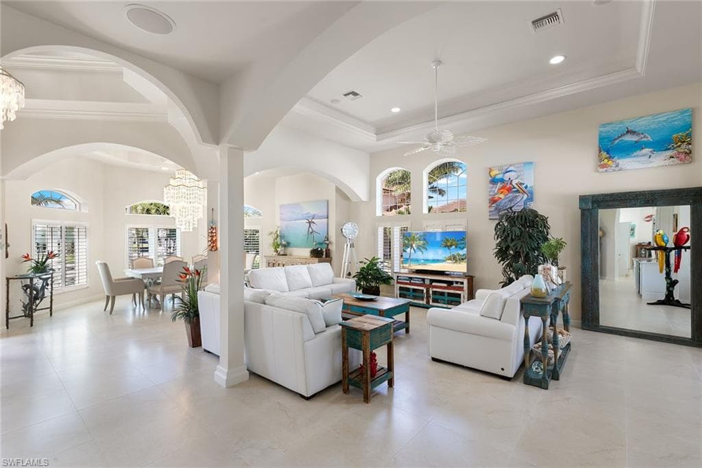 95 Anchor Ct, Marco Island, FL 34145-7