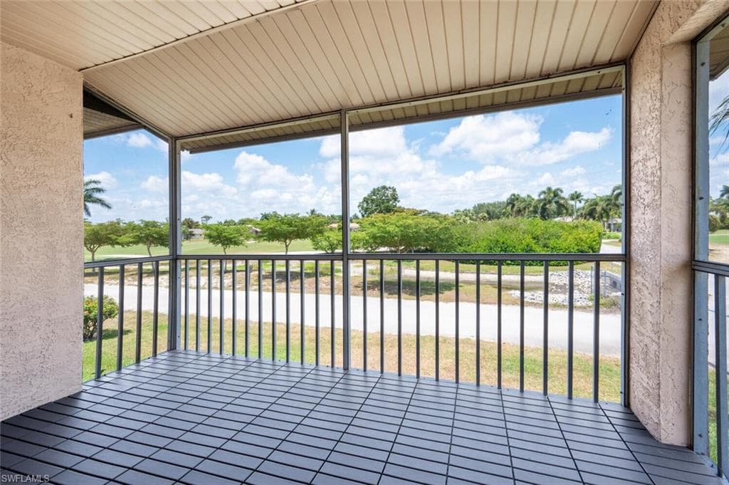 240 Pebble Beach Blvd 712, Naples, FL 34113-21