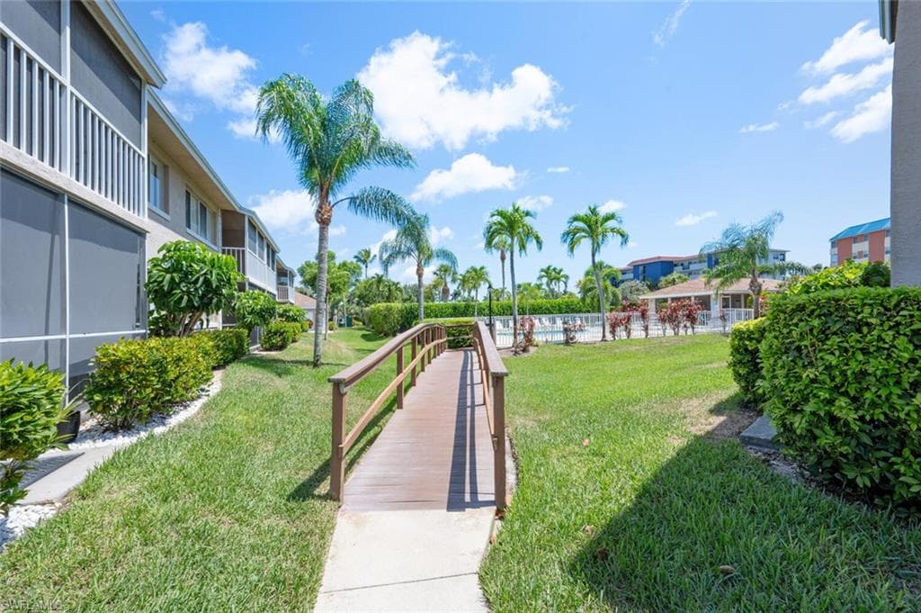 240 Pebble Beach Blvd 712, Naples, FL 34113-24
