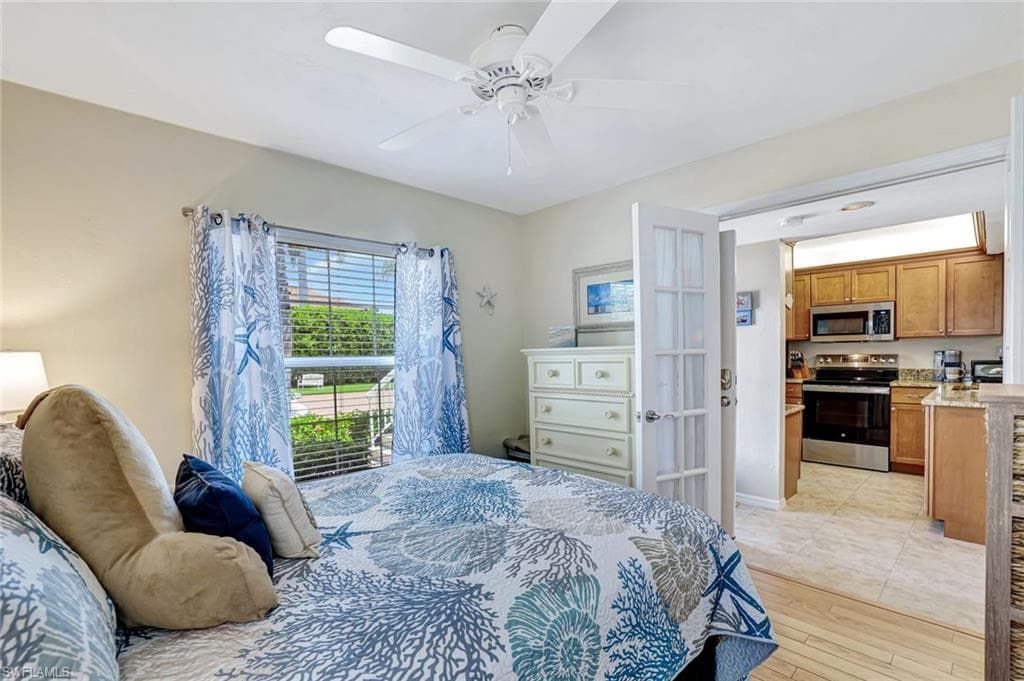 721 Elkcam Cir 211, Marco Island, FL 34145-15