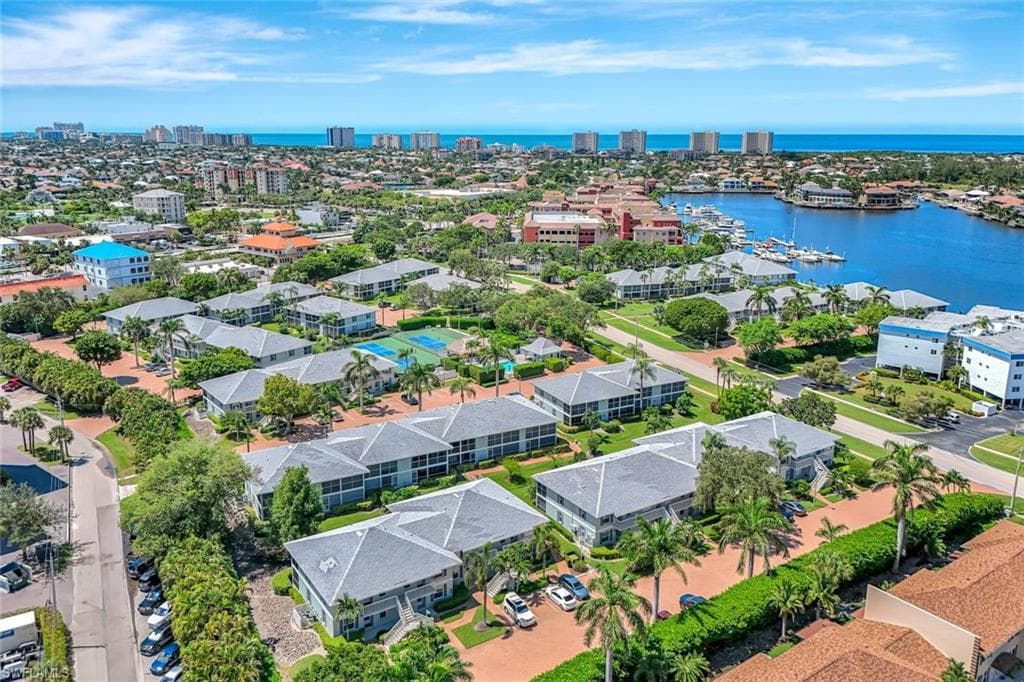 721 Elkcam Cir 211, Marco Island, FL 34145-20