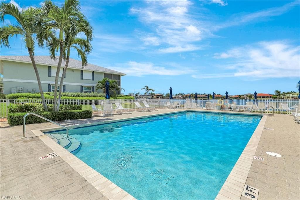 721 Elkcam Cir 211, Marco Island, FL 34145-22