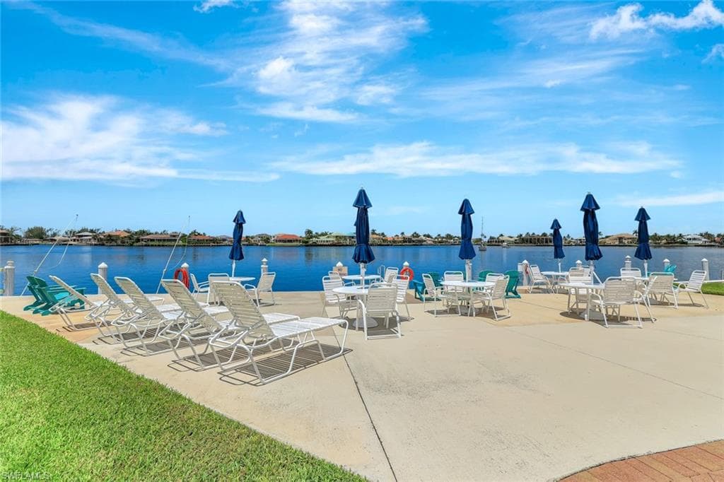 721 Elkcam Cir 211, Marco Island, FL 34145-23