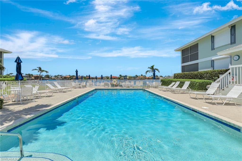 721 Elkcam Cir 211, Marco Island, FL 34145-25