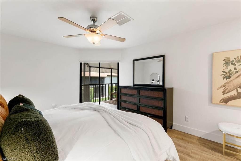 4072 Belair Ln 403, Naples, FL 34103-12