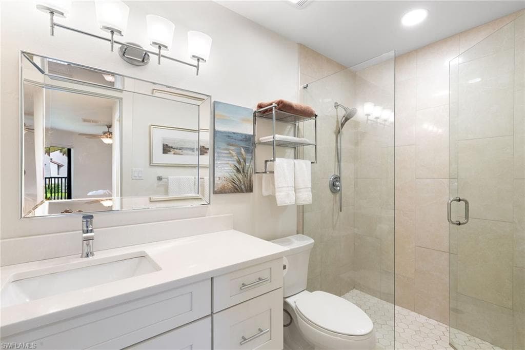 4072 Belair Ln 403, Naples, FL 34103-13
