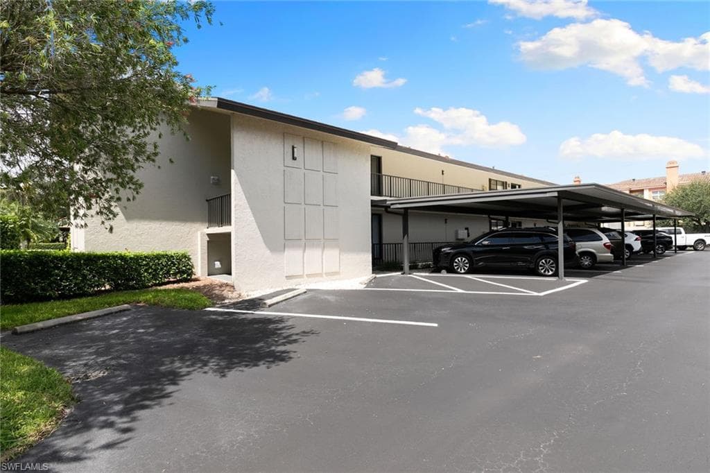 4072 Belair Ln 403, Naples, FL 34103-22