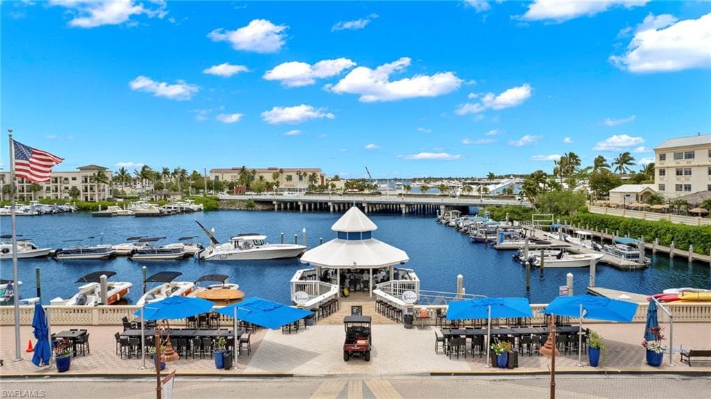 1301 3rd Ave S, Naples, FL 34102-23