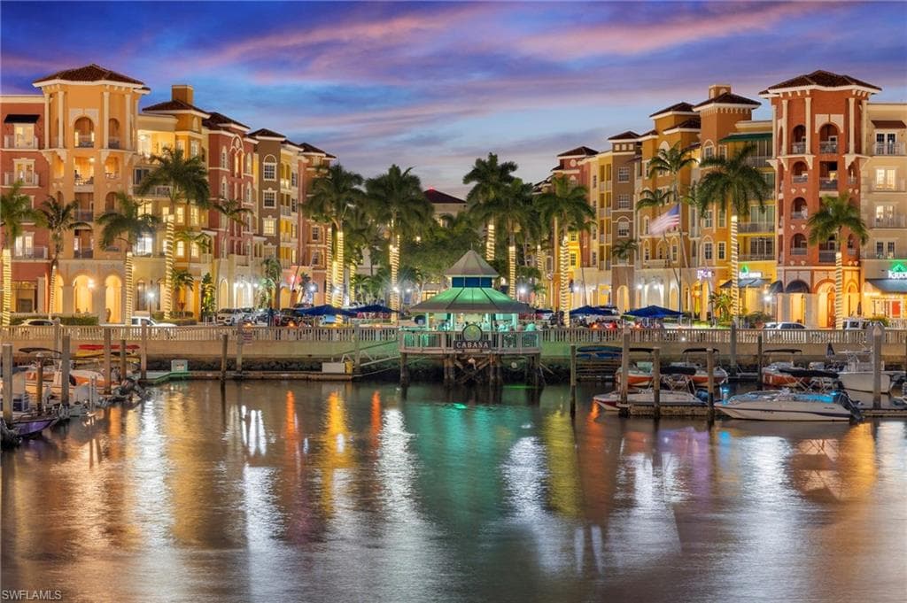 1301 3rd Ave S, Naples, FL 34102-24